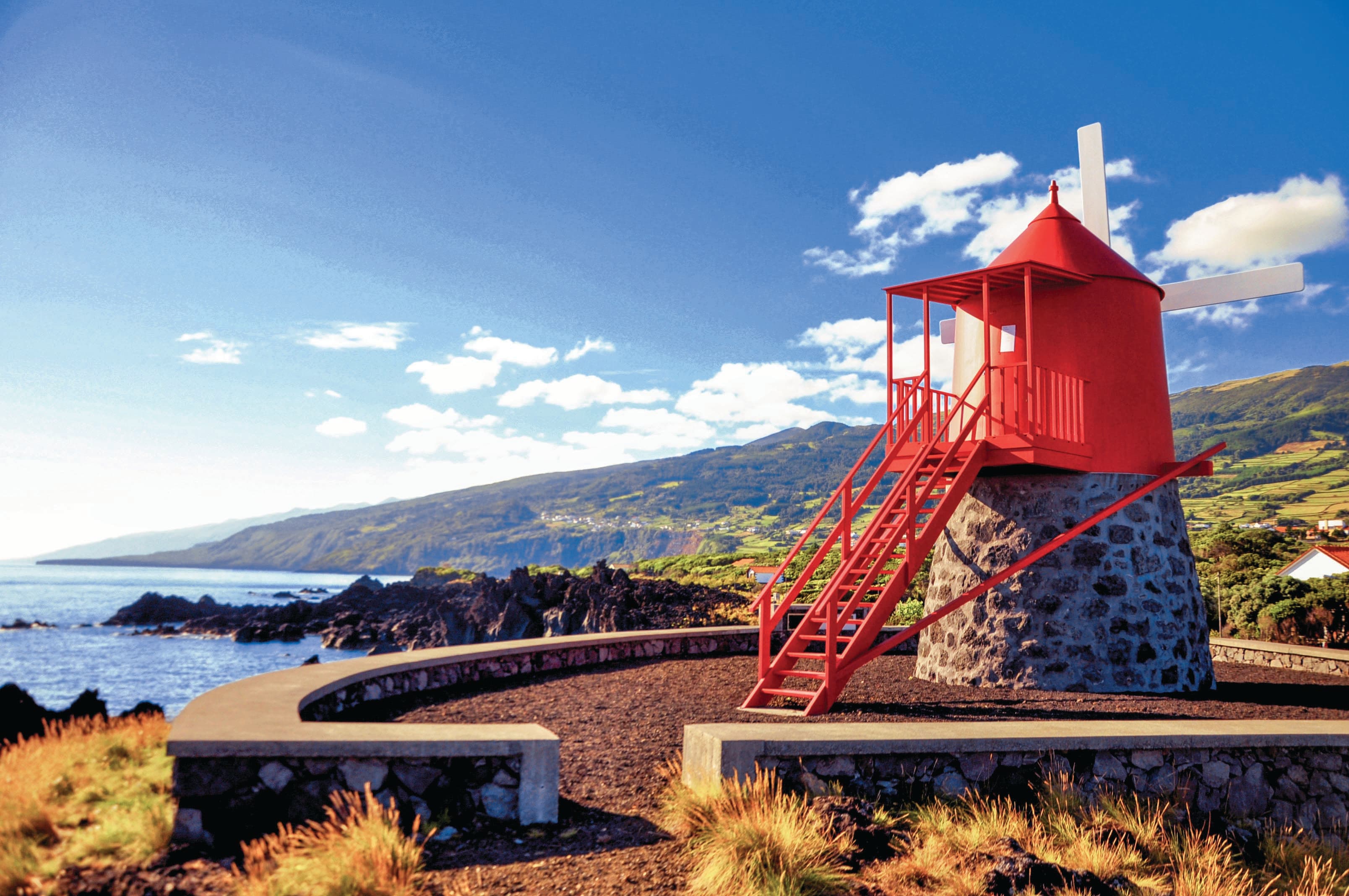 Lindblad Expeditions-Portugal Azores 737627254.jpg