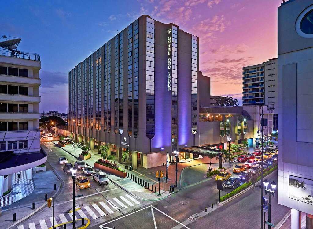 Medium RGB-Lindblad Expeditions-Ecuador Guayaquil Hotel Oro Verde hotelOVG.jpg
